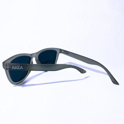 Polarized gray gafas akea